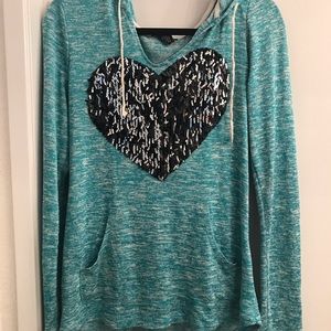 🌹3 for $13 bundle🌹Fashion Hoodie from Macy’s